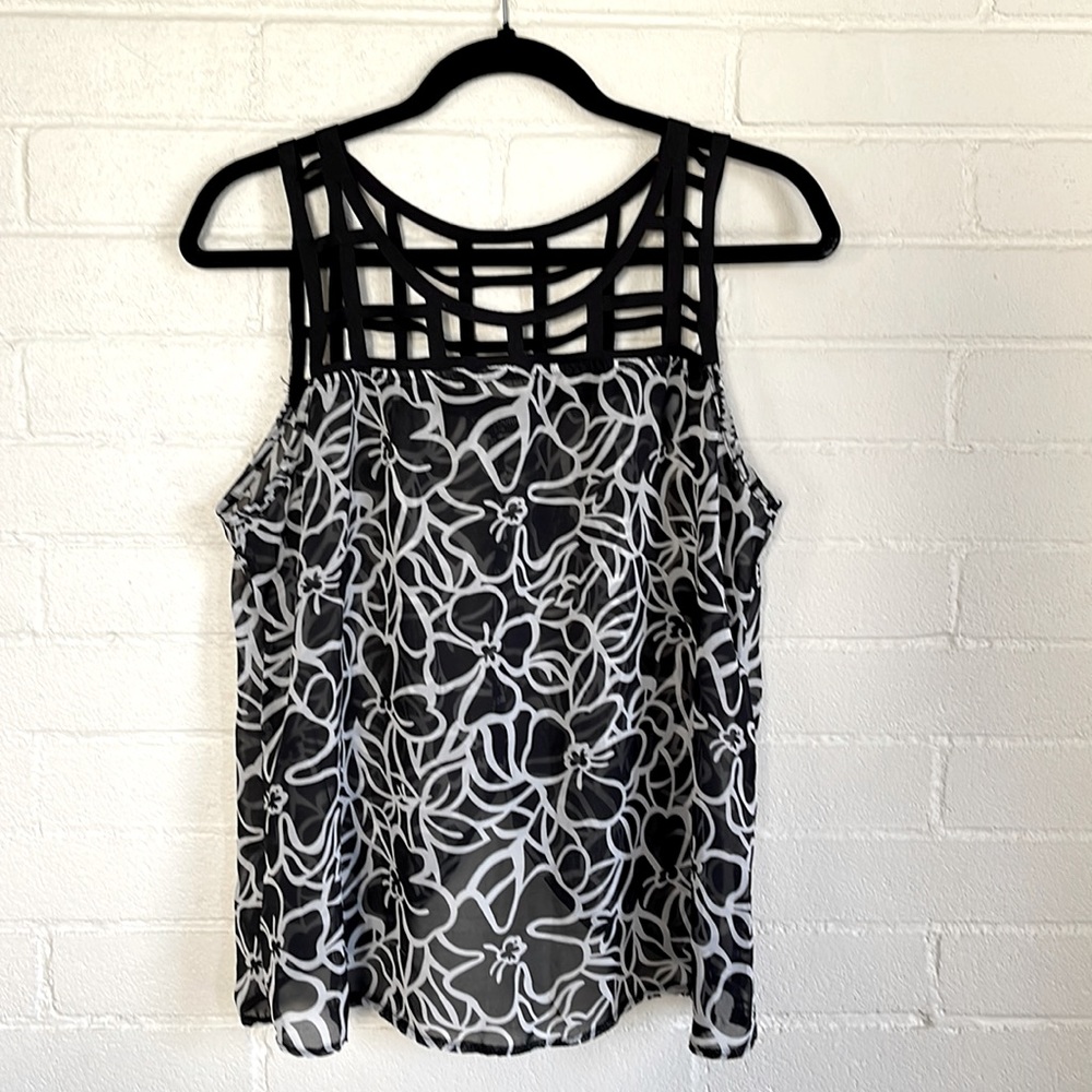 🦋3/40 CANDY COUTURE Sheer Lattice Trim Tank Top (L)